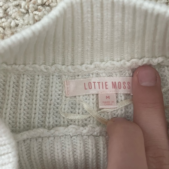 Lotte moss striped sweater! Super comfortable. - Picture 3 of 3